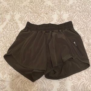 Lulu lemon dark green running shorts size 4